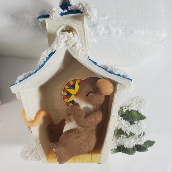 Charming tails - Picture 4 of 6